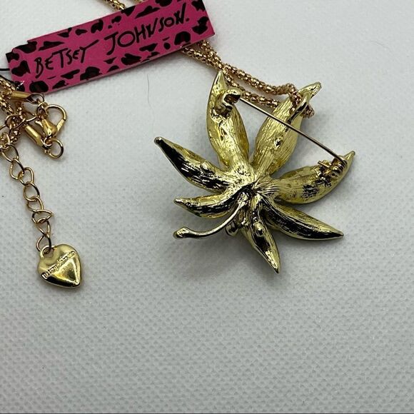 NECKLACE! Betsey Johnson Green Leaf with Pearl Festive and Fun BNWT - Picture 6 of 6